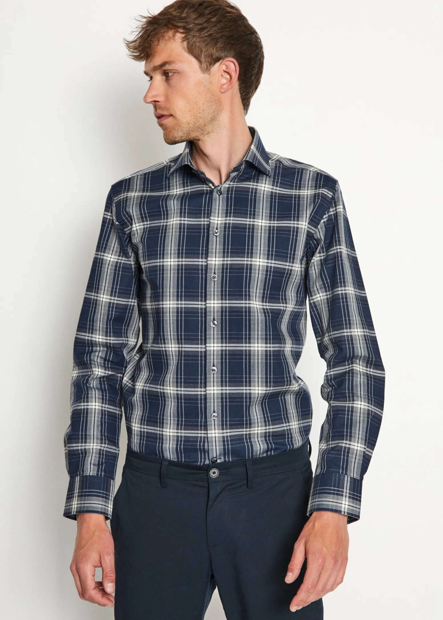 bs_alberto_modern_fit_skj_3.webp BS Alberto Modern Fit Skjorta - Dark Blue
