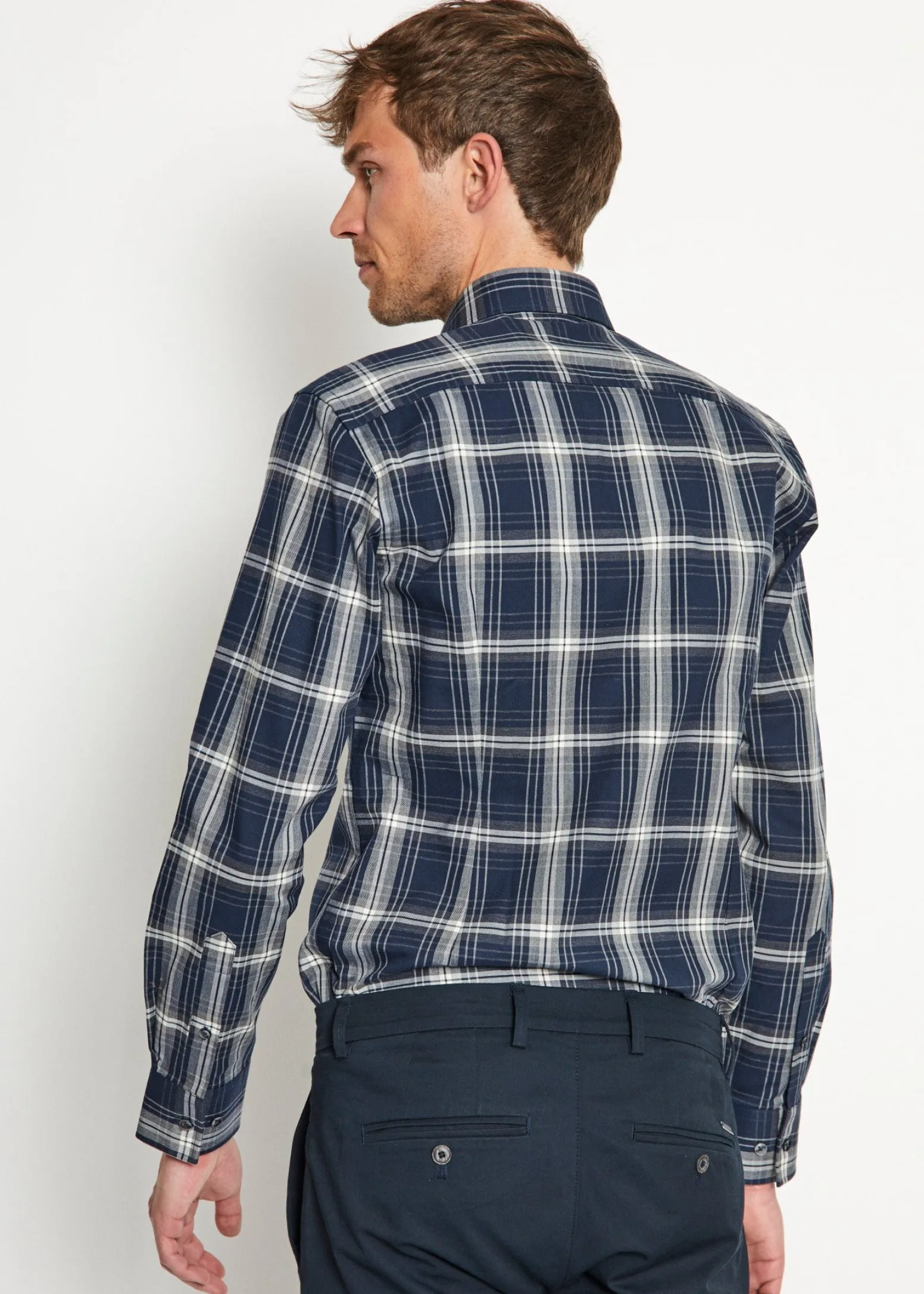 bs_alberto_modern_fit_skj_4.webp BS Alberto Modern Fit Skjorta - Dark Blue