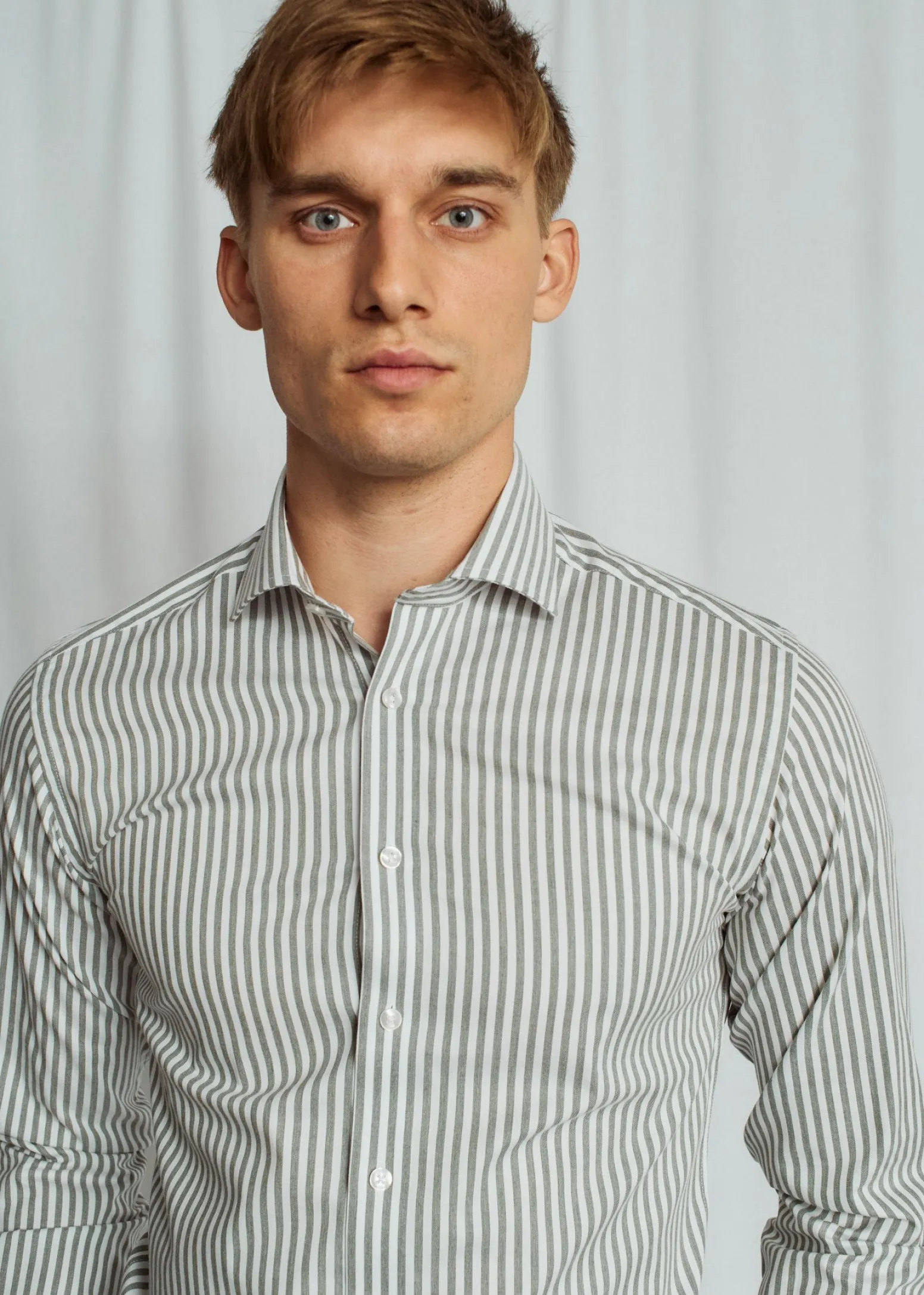 bs_capela_slim_fit_skjort_2.webp BS Capela Slim Fit Skjorta - Green/White