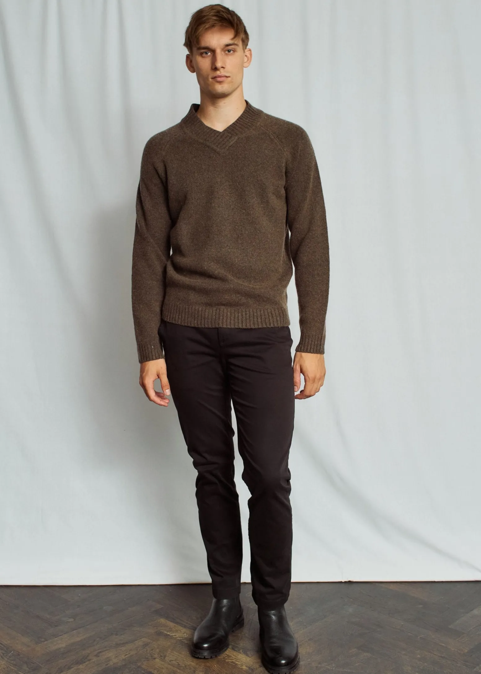 BS Douglas Regular Fit Stickat - Brown