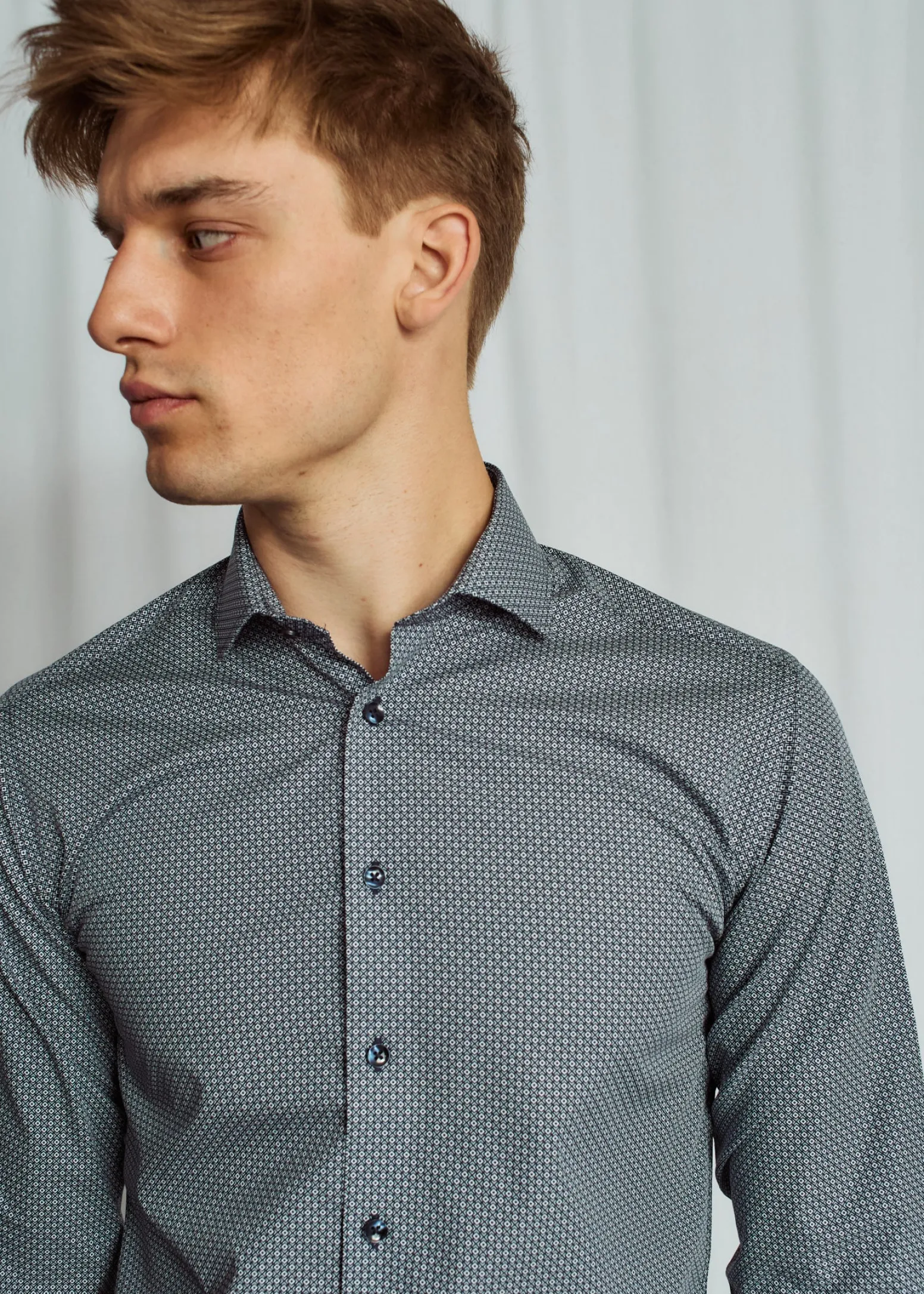 bs_dwight_modern_fit_skjo_2.webp BS Dwight Modern Fit Skjorta - Dark Blue