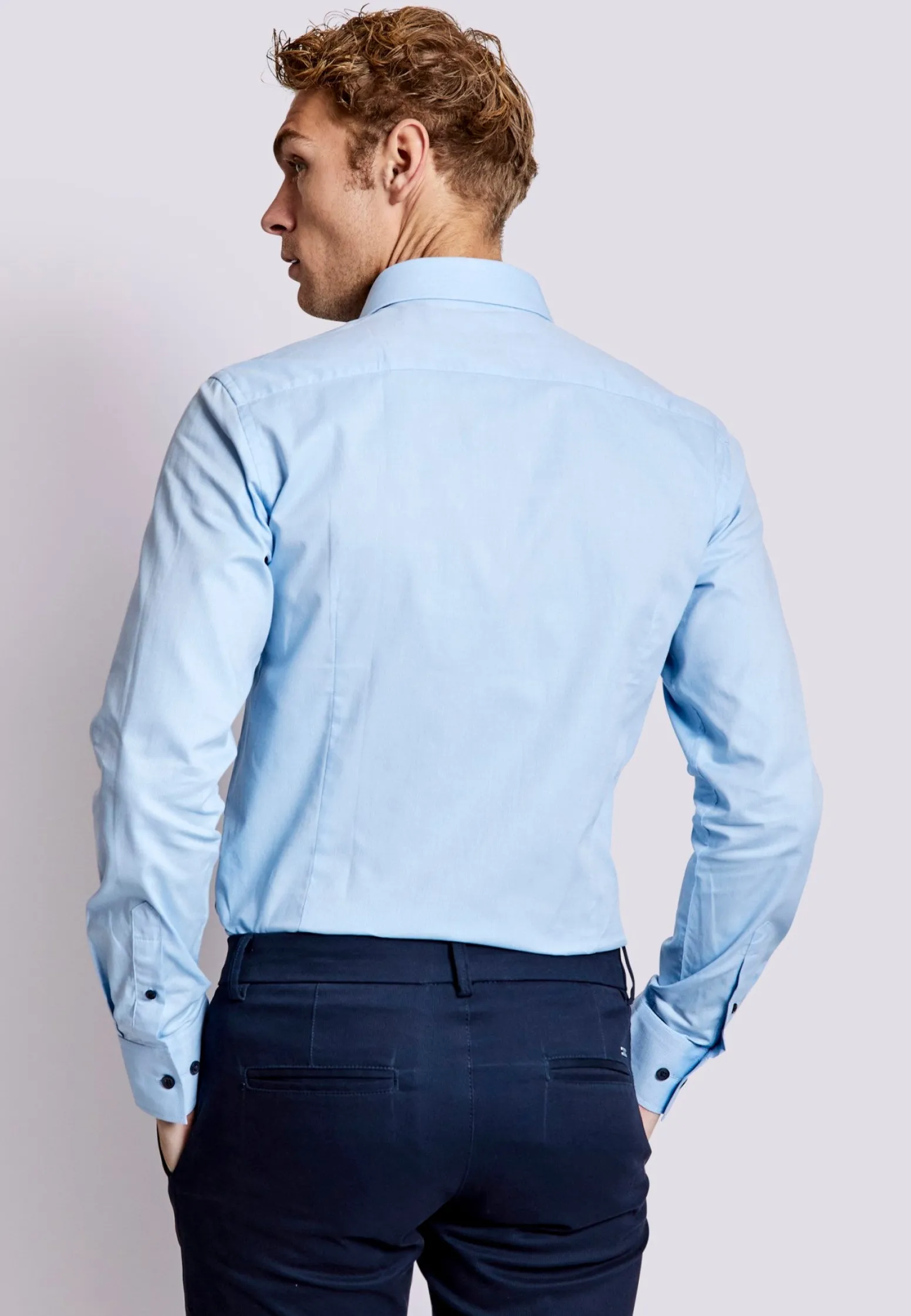bs_fezco_slim_fit_skjorta_3.webp BS Fezco Slim Fit Skjorta - Light Blue