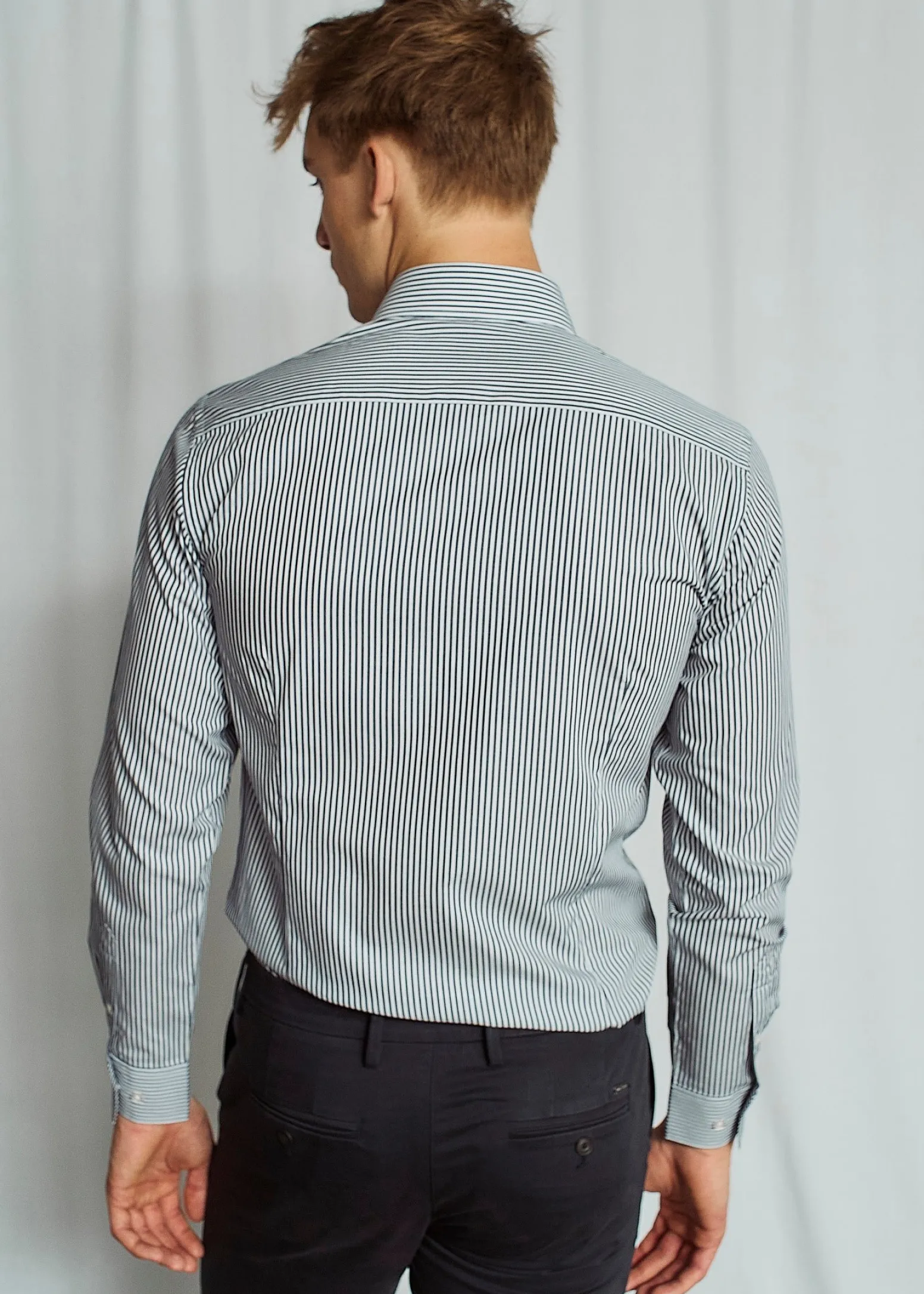 bs_kevin_modern_fit_skjor_3.webp BS Kevin Modern Fit Skjorta - Navy/White