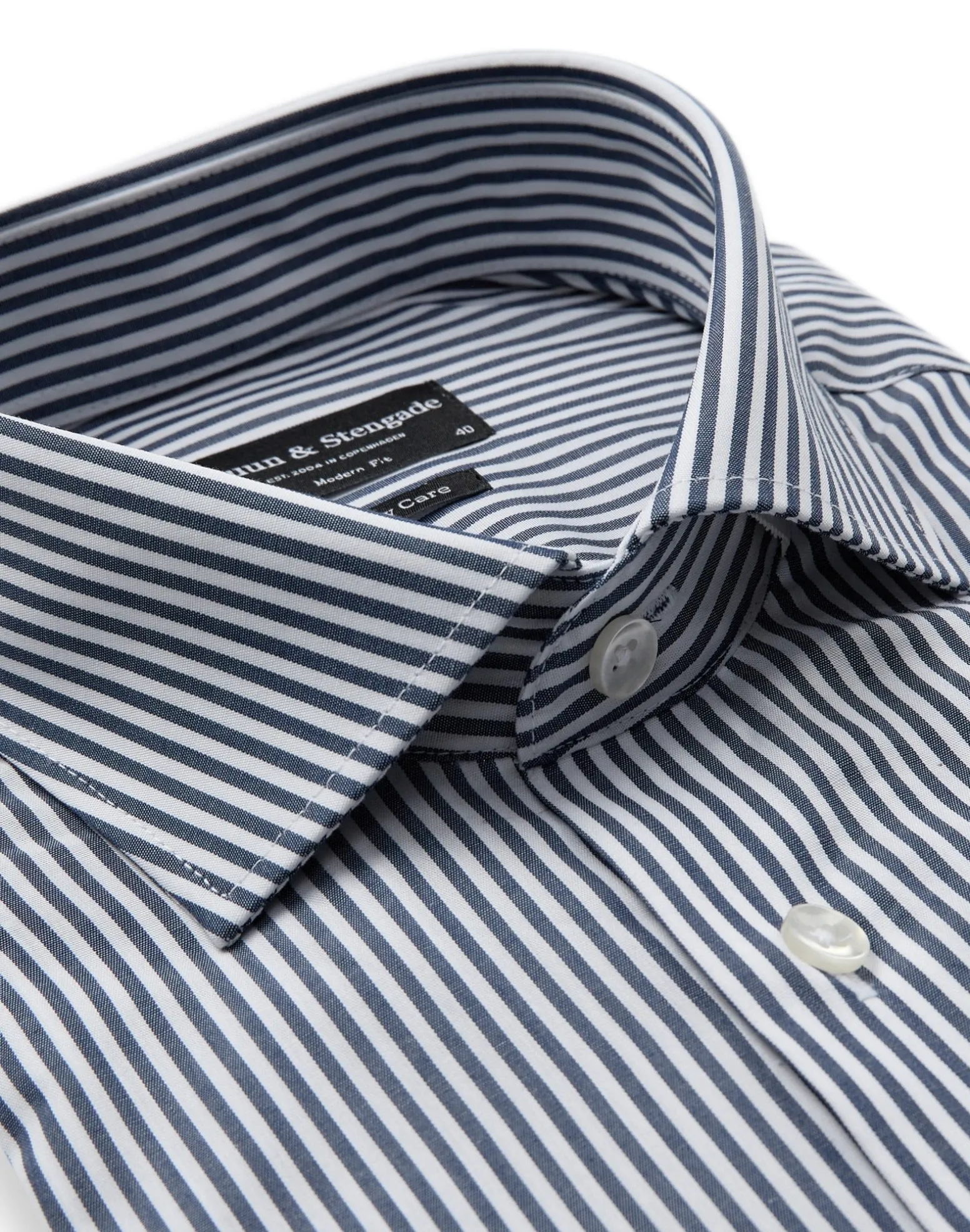 bs_kevin_modern_fit_skjor_5.webp BS Kevin Modern Fit Skjorta - Navy/White